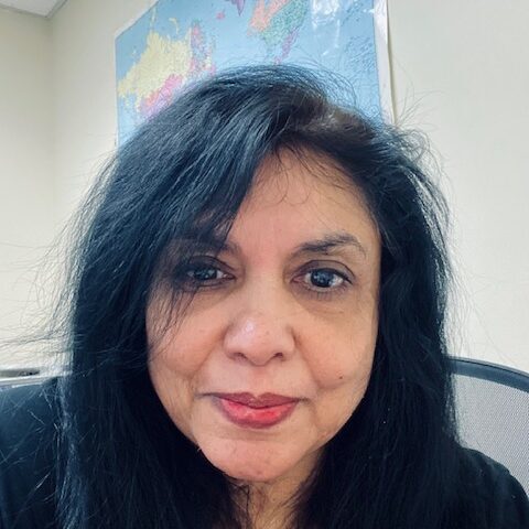 <span style="font-size:22px;">V.S.</span>